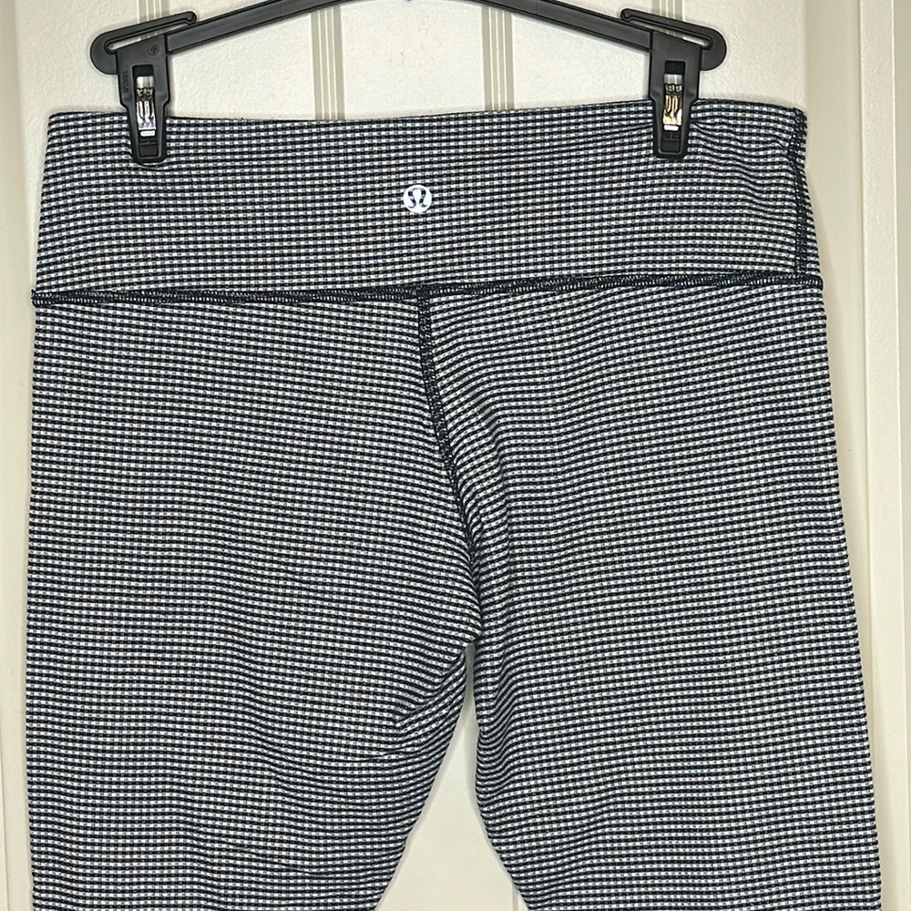Lululemon crop leggings